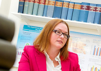 LLB (Hons) Law with Business